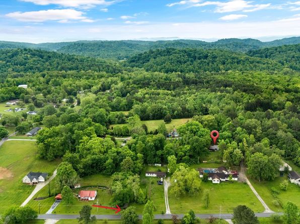2724 Tipton Station Rd, Knoxville, TN 37920