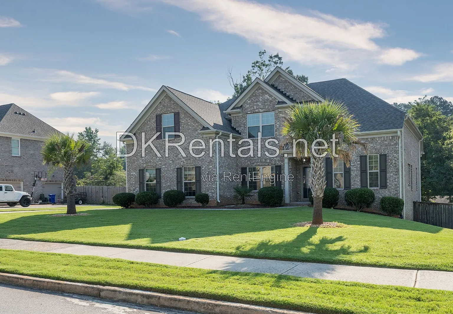 4 bed, 3.5 bath, 3696 sqft, $3,400 — Photo 2