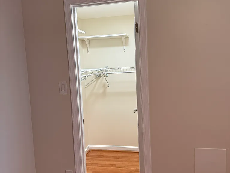 2530 Fairfax Dr #A — Photo 26