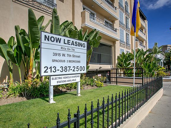 5th image of 3915 W 7th St #206