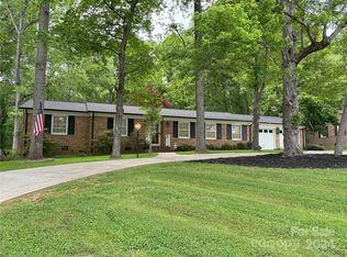 646 Heatherly Rd, Mooresville, NC 28115