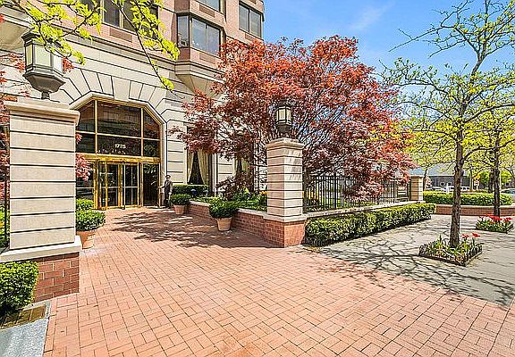 5th image of 1775 York Ave APT 20F