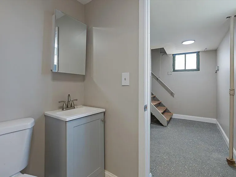 456 Bridge St — Photo 22