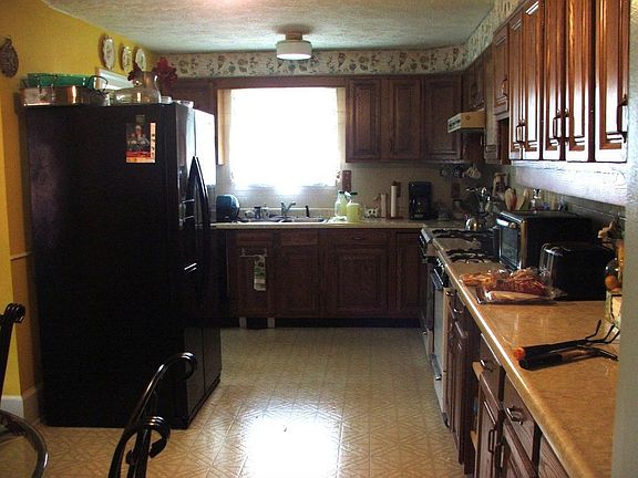 5th image of 417 High St