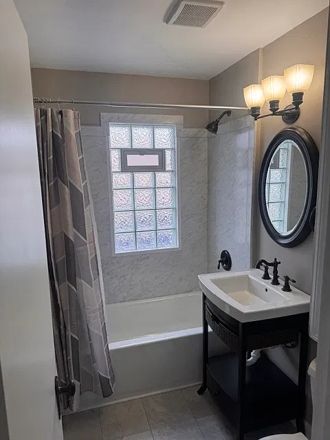 2 bed, $1,300 — Photo 1