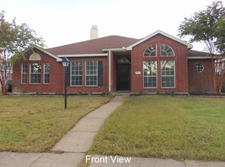 8310 Meadowview St, Rowlett, TX 75088