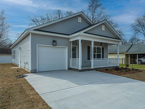 3rd image of 9005 Deerwood Dr