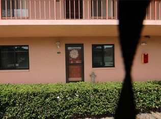 105 Lakeside Ct #5-ELW, Oldsmar, FL 34677