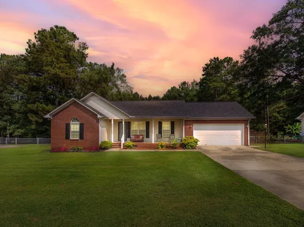 1705 Louise Dr SE, Jacksonville, AL 36265