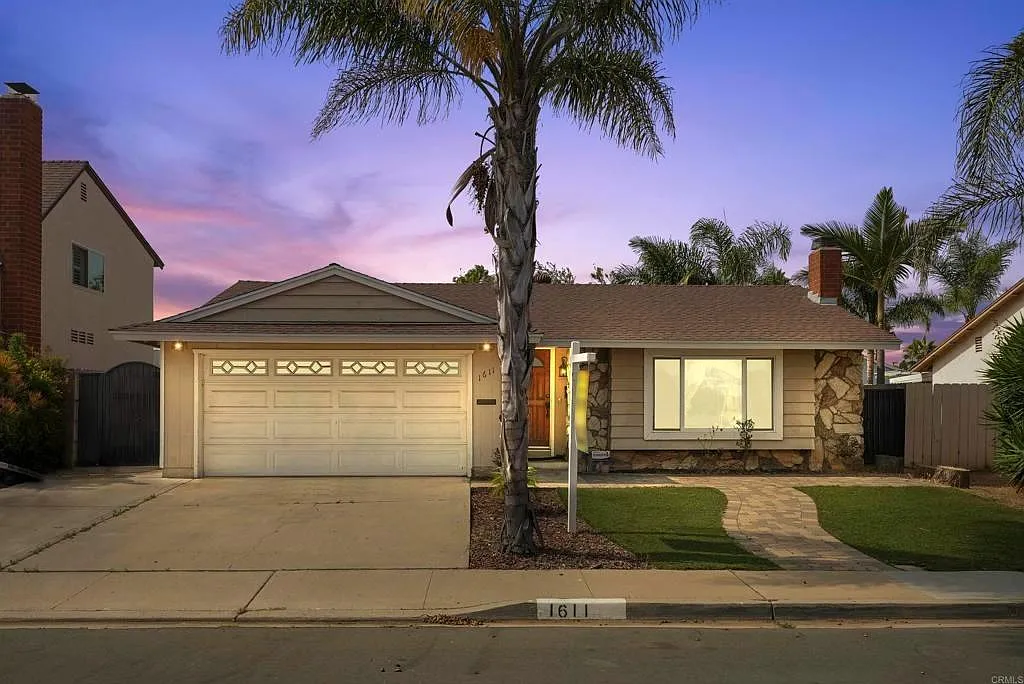 1611 Sombrero Way — Photo 1