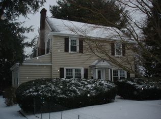 1011 Kedron Ave, Morton, PA 19070