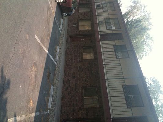 Building Photo 3