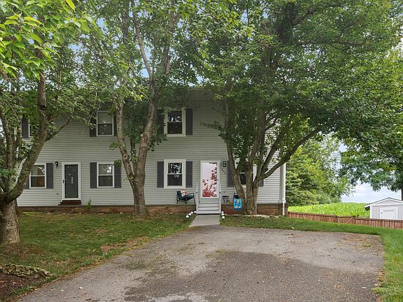 2nd image of 395 Warren St