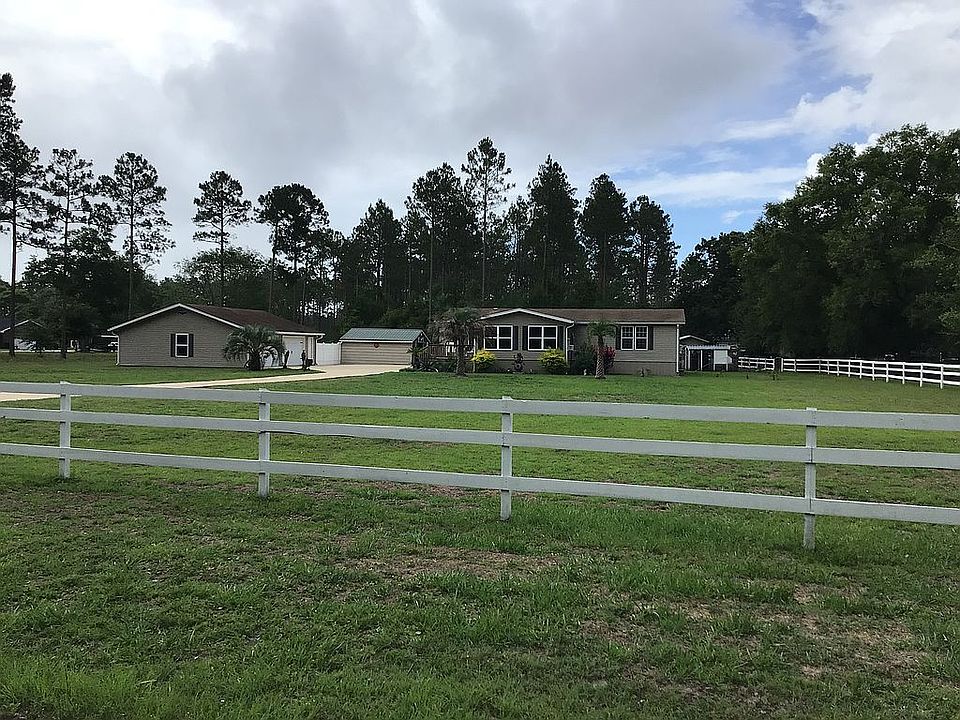 House with 1.43 acre
