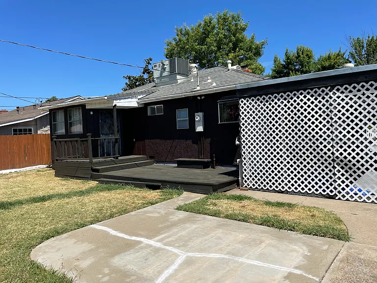 5544 33rd Ave — Photo 6