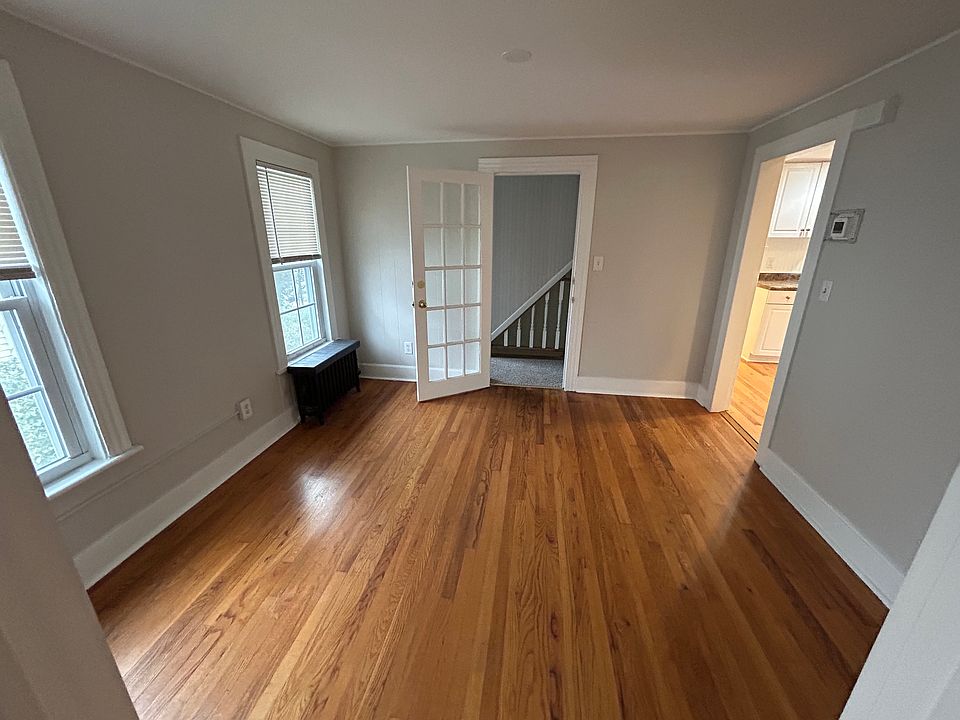 2nd Floor Living Room