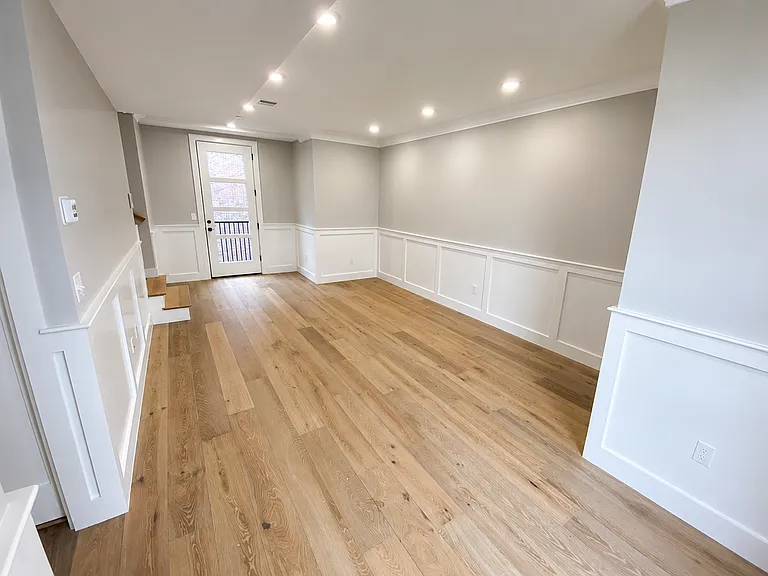 300 Somerville Ave #H — Photo 8