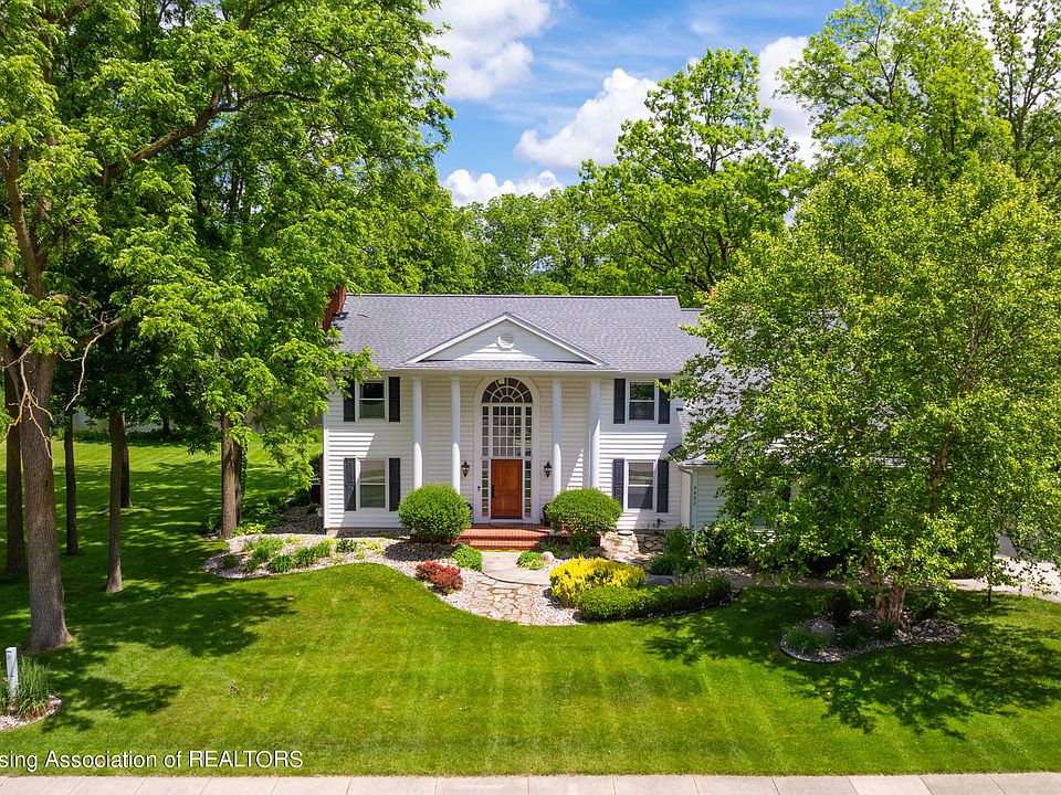 1st image of 3832/3840 Crooked Creek Dr