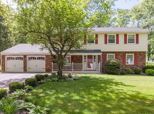 299 Sherwood Dr, Yardley, PA