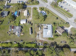 1009 Angle Rd, Fort Pierce, FL 34947