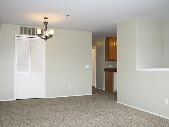 5th image of 156 Saber Way #1