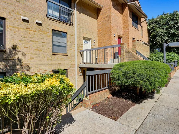 5139 Dudley Ln, Bethesda, MD