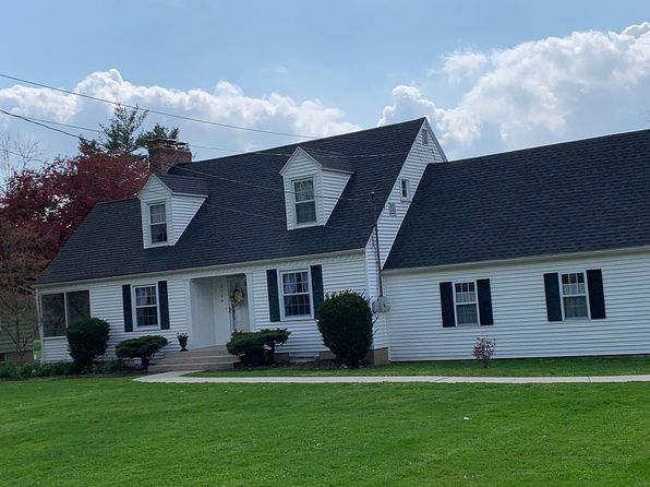 2144 W Country Club Rd