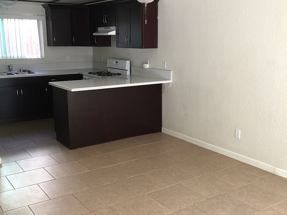 Living space and kitchen