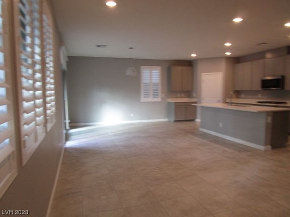 3rd image of 12318 Fanwood Ln