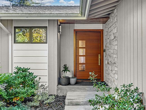 3rd image of 37218 42nd Avenue S