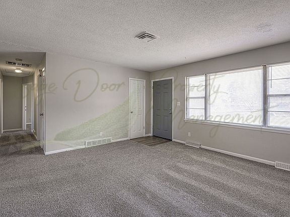 5th image of 11232 Jackson Ave