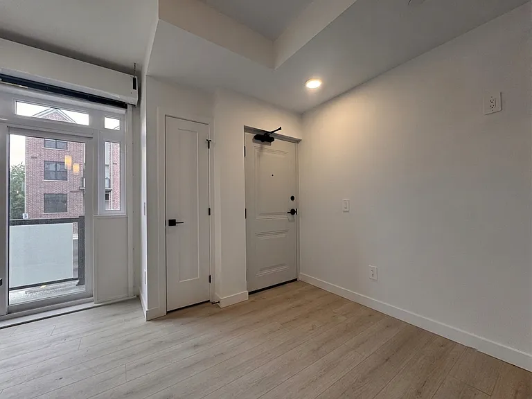31 Mill St #34 — Photo 5