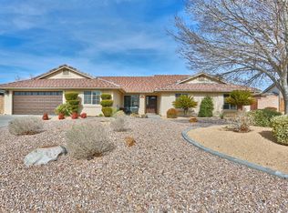 18894 Nowata Rd, Apple Valley, CA 92307