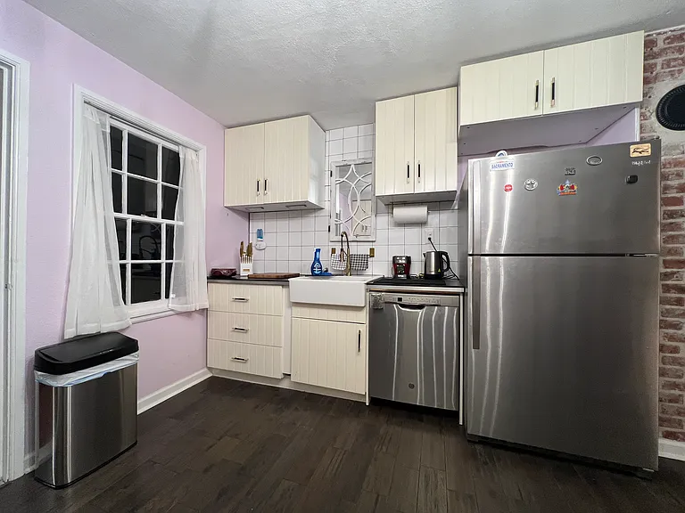 77 N Palmway Ave #1 — Photo 10