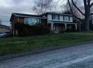 1342 Woodcliffe Dr, Monroeville, PA