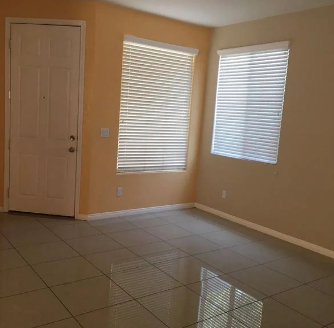 N Campbell Rd, Las Vegas — Photo 2