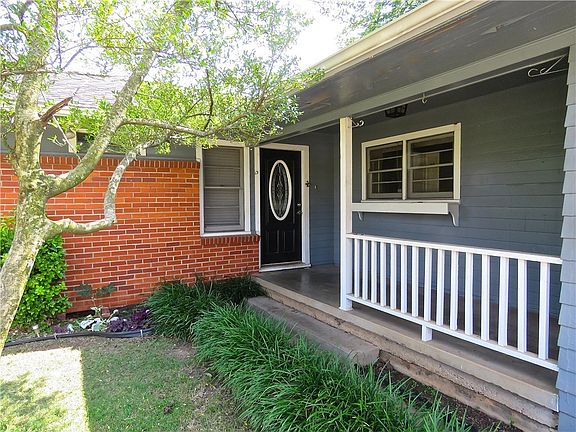 Front porch and entry.