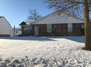 4908 Charm Oak Dr #A, Jefferson City, MO 65109