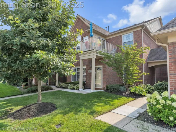 4089 Cornerstone Dr #180, Canton, MI 48188