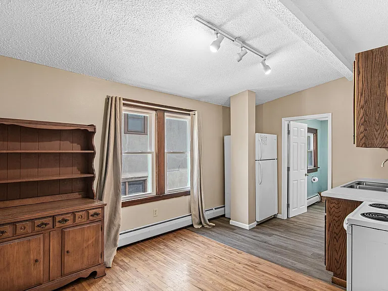 3347 Emerson Ave N #2 — Photo 7