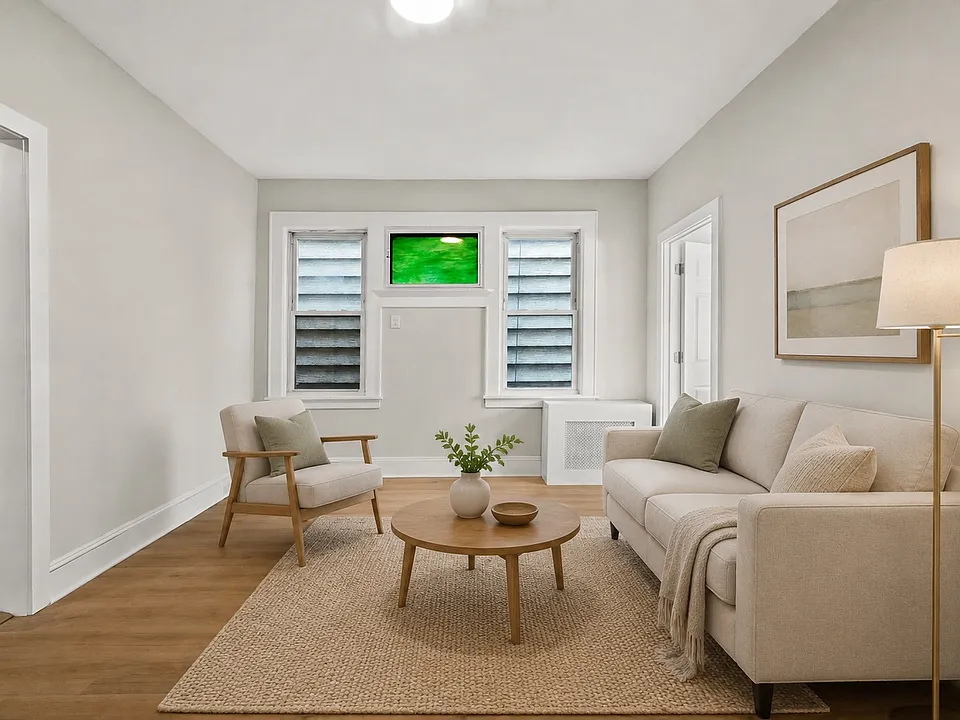 28 Riverside Pl #1