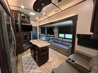 9240 Swinton Ave #A, North Hills, CA 91343