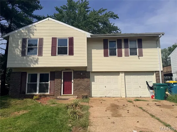 5429 Nantucket Ct, High Ridge, MO 63049