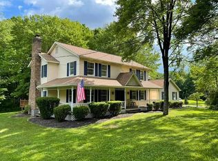 3174 Sourek Rd, Akron, OH 44333