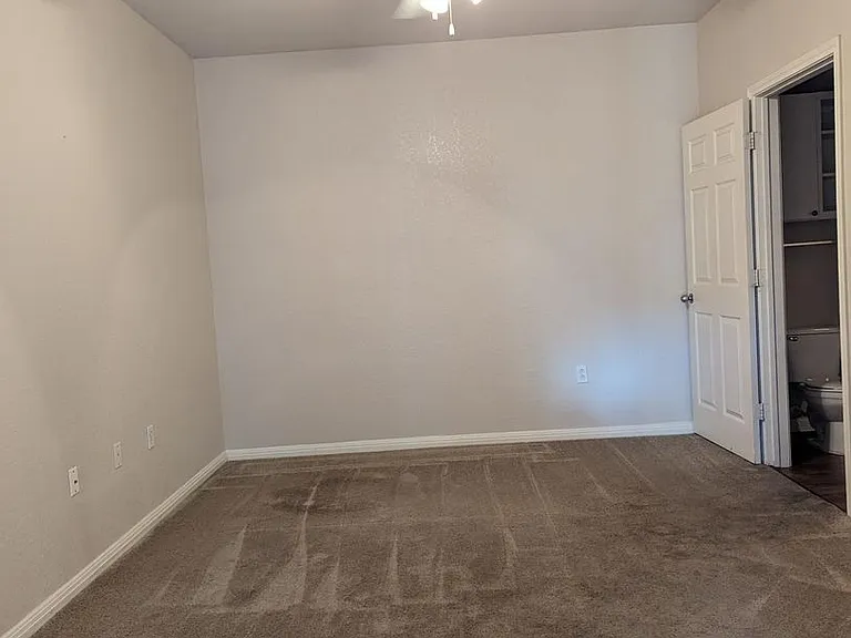 911 N Orange Ave #524 — Photo 13