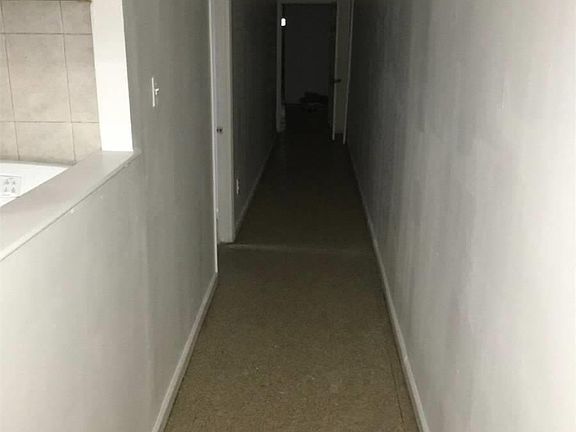 5th image of 32-27 103rd St