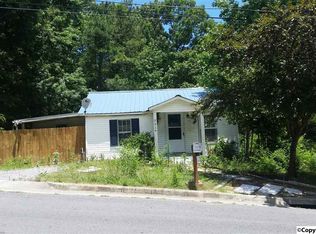 2014 Beard St, Guntersville, AL 35976