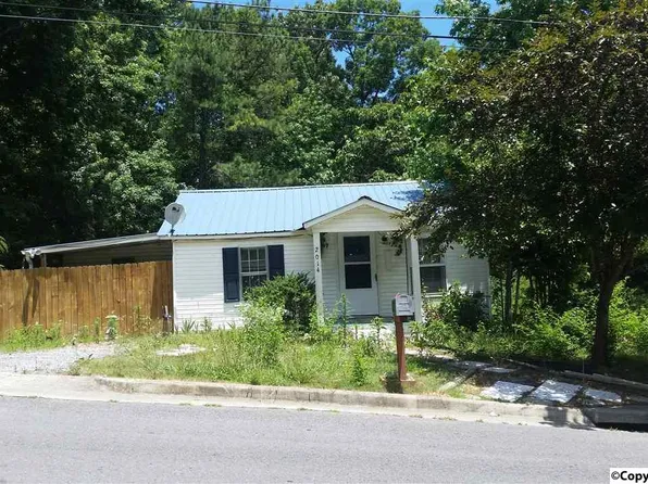 2014 Beard St, Guntersville, AL 35976