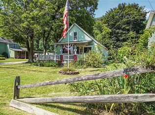 73 McGovern Blvd, Crescent, PA 15046