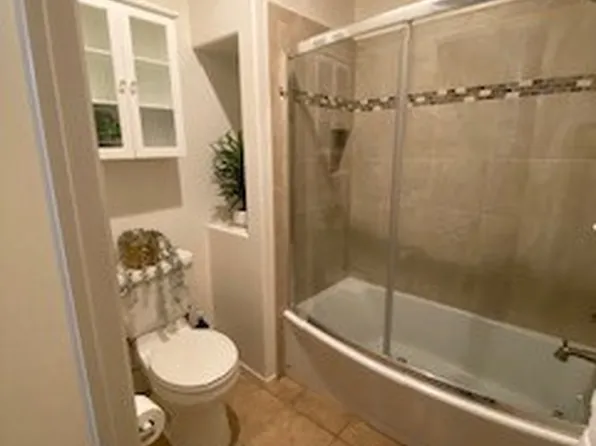 2960 Champion Way APT 2701, Tustin, CA 92782